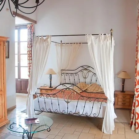 Puig De Ros D'alt Country house *